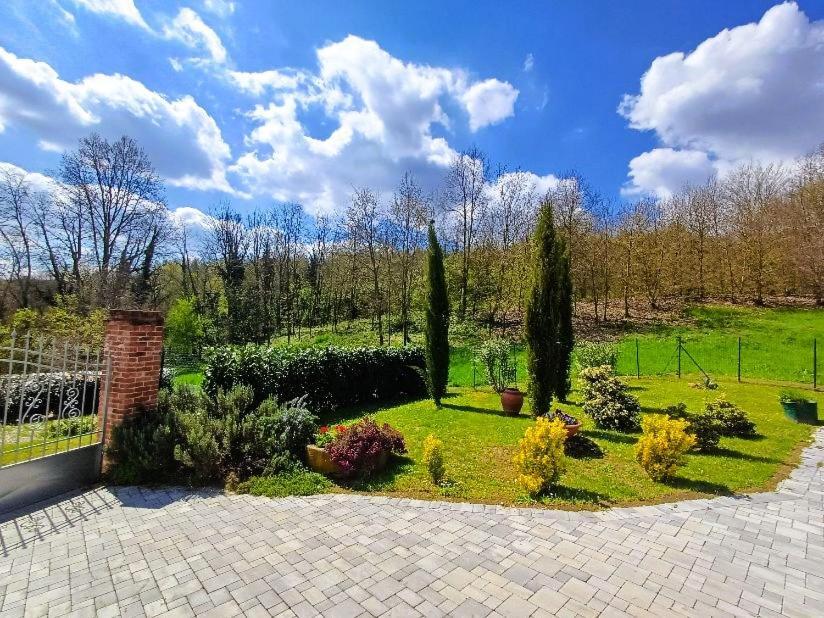 Casa Relax Immersa Nel Verde Della Natura Casalborgone Luaran gambar